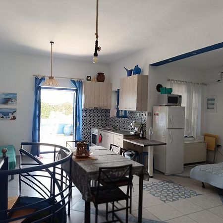 Вилла Right Across The Sea Nea Kallikrateia Экстерьер фото