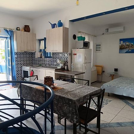 Вилла Right Across The Sea Nea Kallikrateia Экстерьер фото