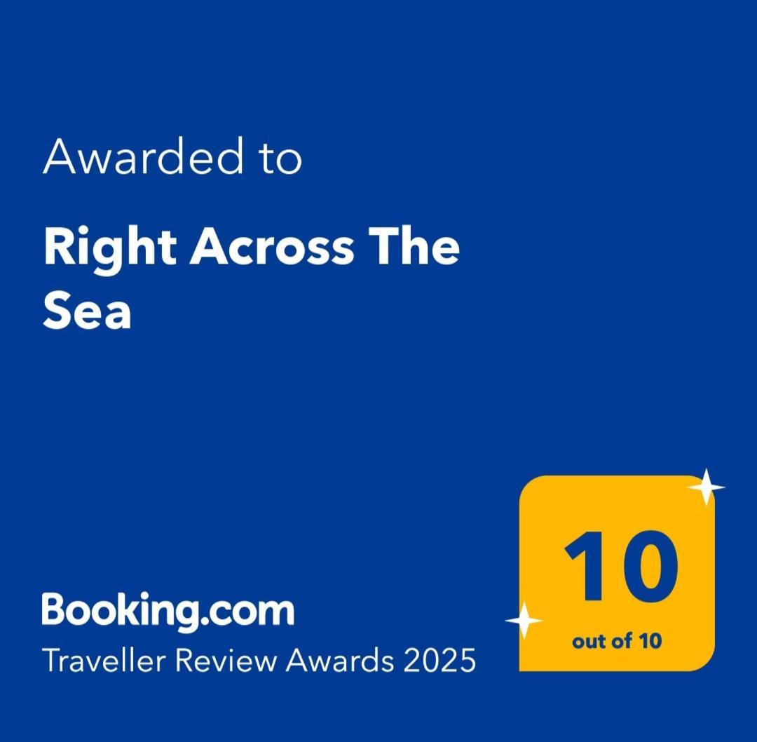 Вилла Right Across The Sea Nea Kallikrateia Экстерьер фото